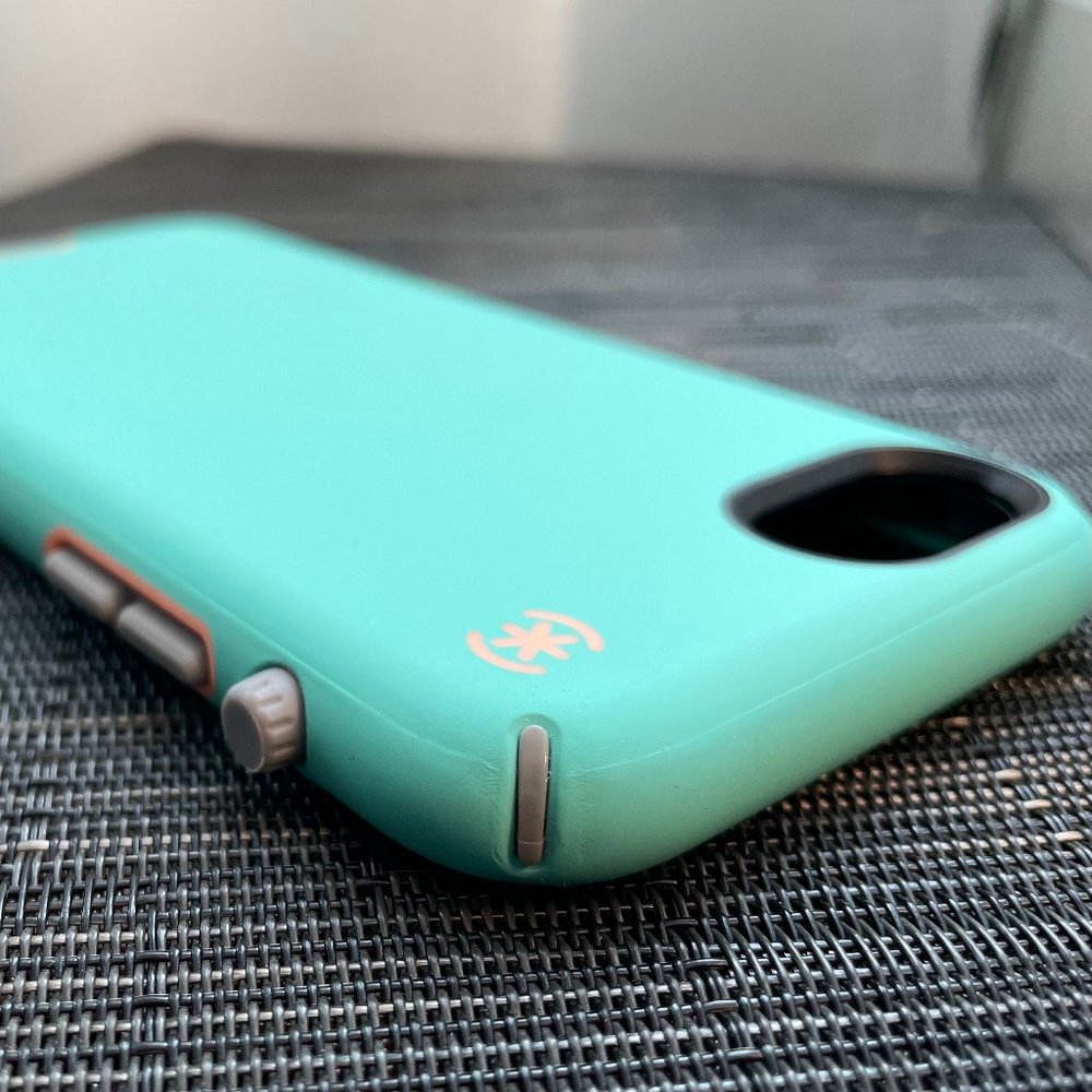 SPECK Presidio Sport Microban Case For IPHONE 8